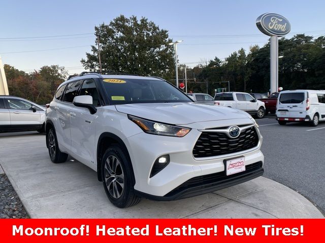 2021 Toyota Highlander Hybrid XLE