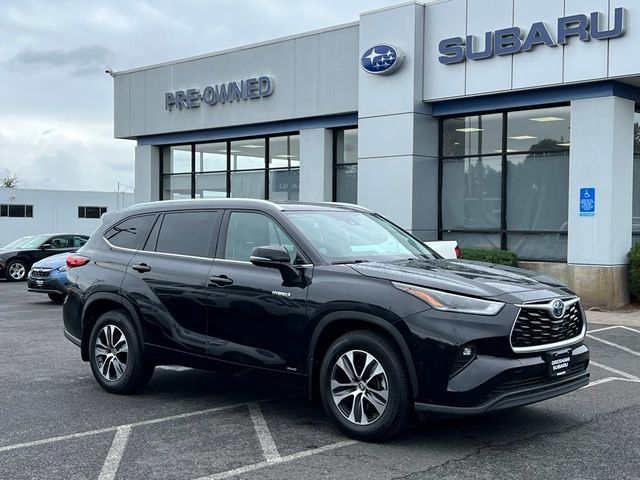 2021 Toyota Highlander Hybrid XLE