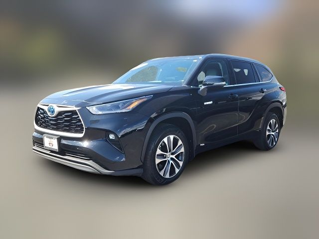 2021 Toyota Highlander Hybrid XLE