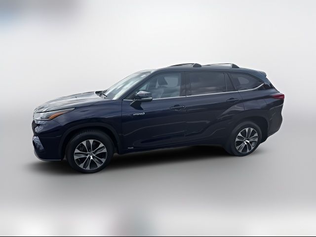 2021 Toyota Highlander Hybrid XLE