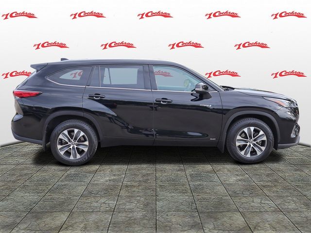 2021 Toyota Highlander Hybrid XLE