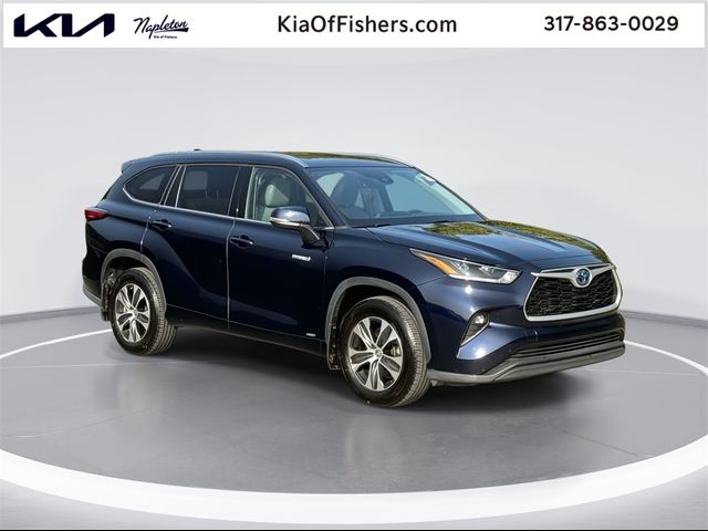 2021 Toyota Highlander Hybrid XLE