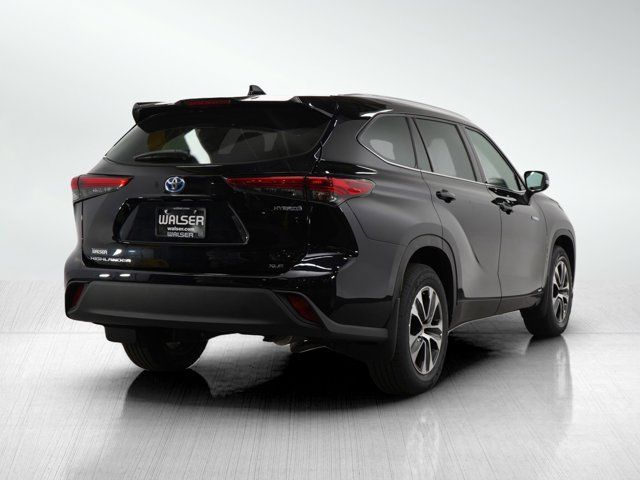 2021 Toyota Highlander Hybrid XLE