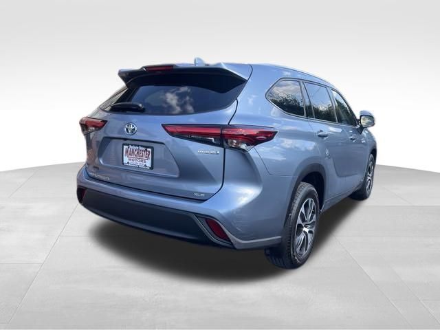 2021 Toyota Highlander Hybrid XLE