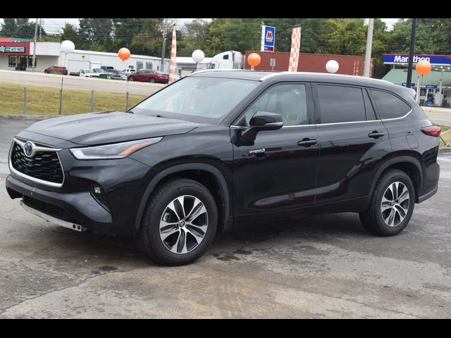 2021 Toyota Highlander Hybrid XLE