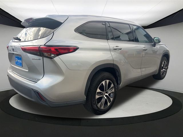 2021 Toyota Highlander Hybrid XLE