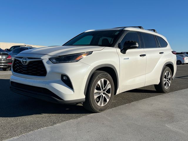 2021 Toyota Highlander Hybrid XLE