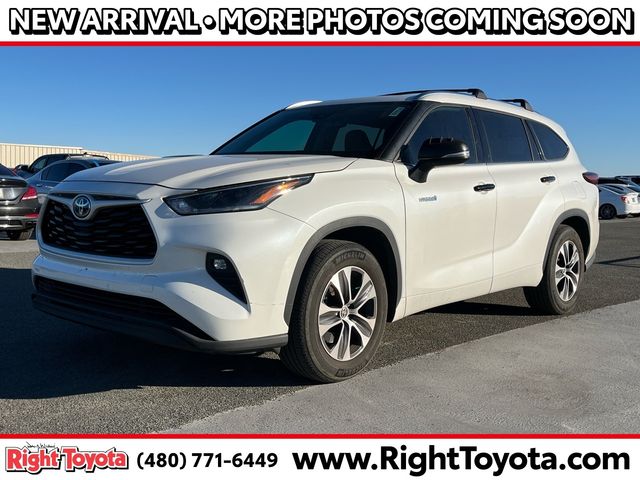 2021 Toyota Highlander Hybrid XLE