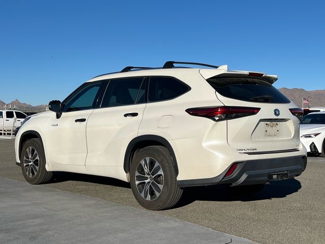 2021 Toyota Highlander Hybrid XLE