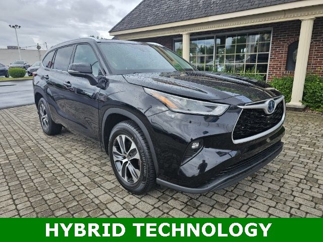 2021 Toyota Highlander Hybrid XLE