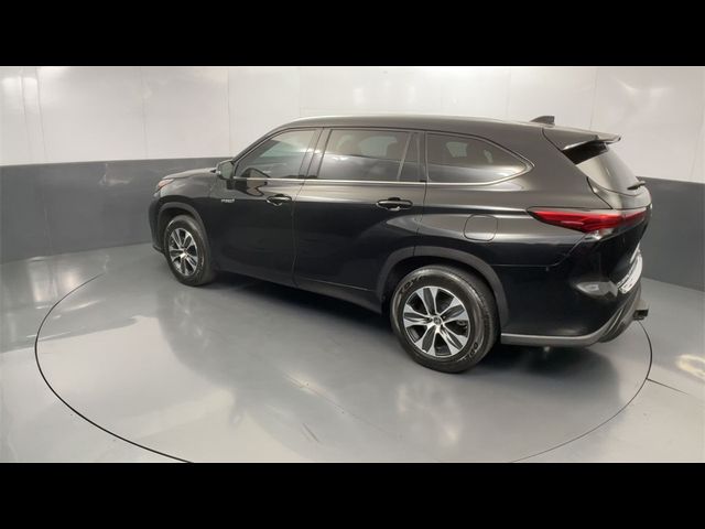 2021 Toyota Highlander Hybrid XLE