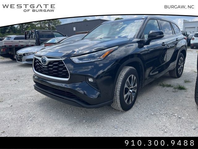 2021 Toyota Highlander Hybrid XLE