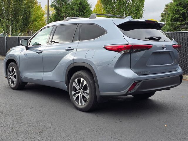 2021 Toyota Highlander Hybrid XLE