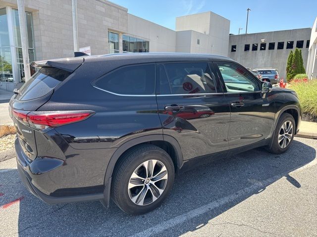 2021 Toyota Highlander Hybrid XLE