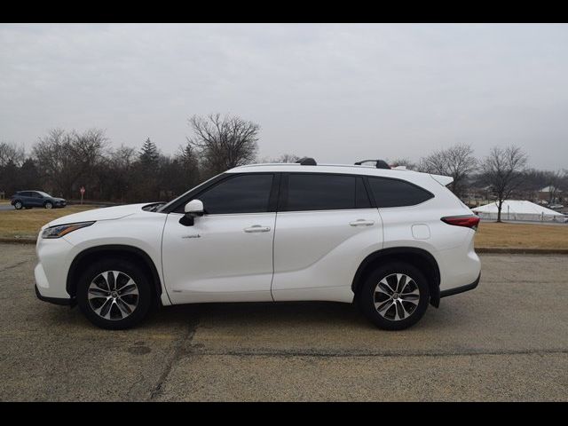 2021 Toyota Highlander Hybrid XLE