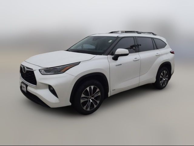 2021 Toyota Highlander Hybrid XLE