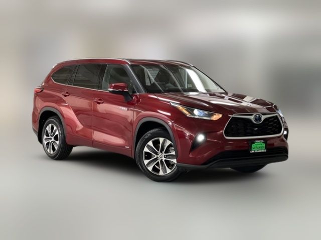 2021 Toyota Highlander Hybrid XLE