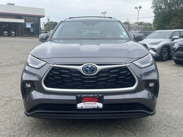 2021 Toyota Highlander Hybrid XLE