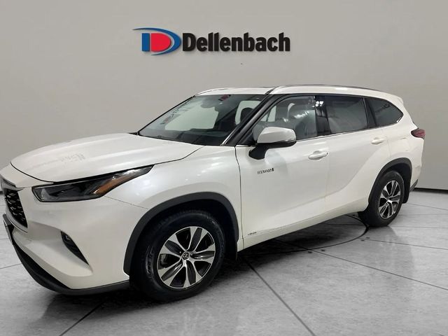 2021 Toyota Highlander Hybrid XLE