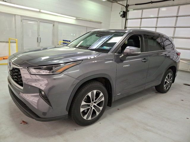 2021 Toyota Highlander Hybrid XLE