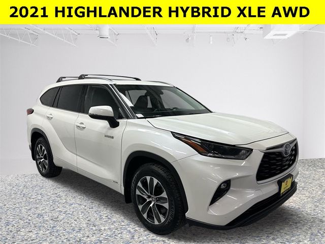 2021 Toyota Highlander Hybrid XLE