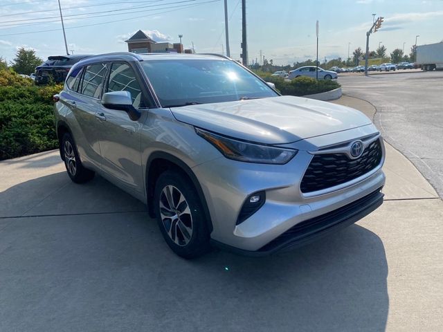 2021 Toyota Highlander Hybrid XLE