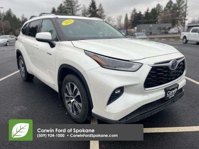 2021 Toyota Highlander Hybrid XLE