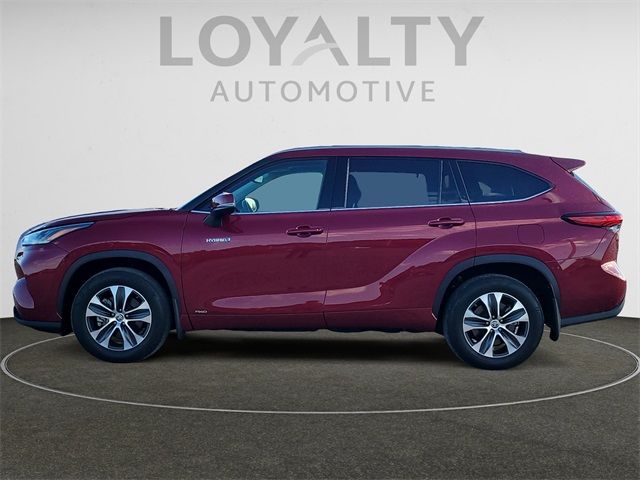 2021 Toyota Highlander Hybrid XLE