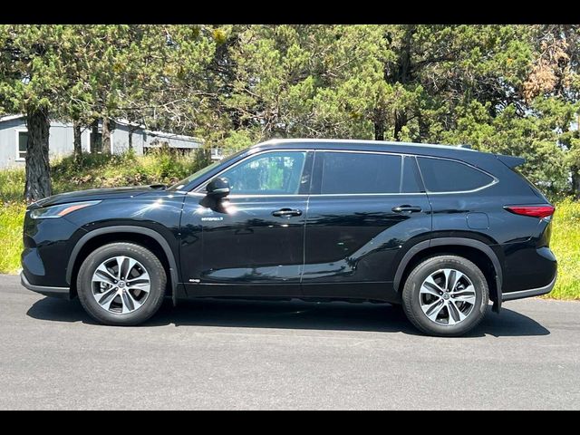 2021 Toyota Highlander Hybrid XLE