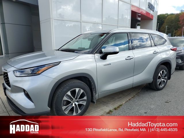 2021 Toyota Highlander Hybrid XLE