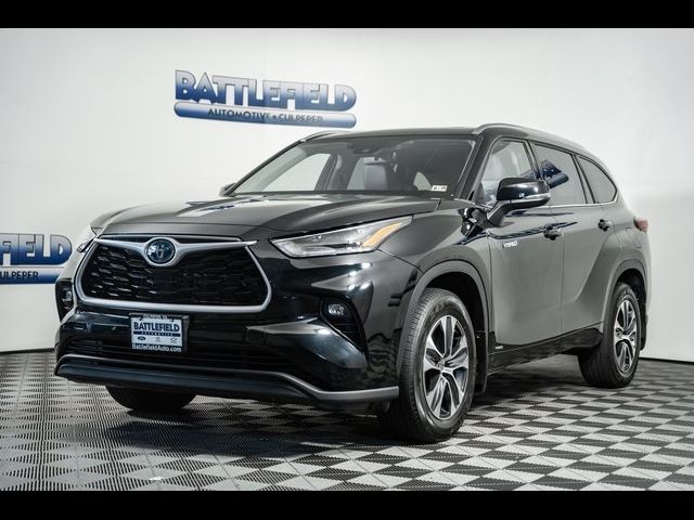 2021 Toyota Highlander Hybrid XLE