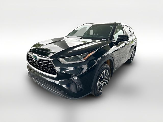 2021 Toyota Highlander Hybrid XLE