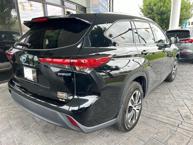 2021 Toyota Highlander Hybrid XLE