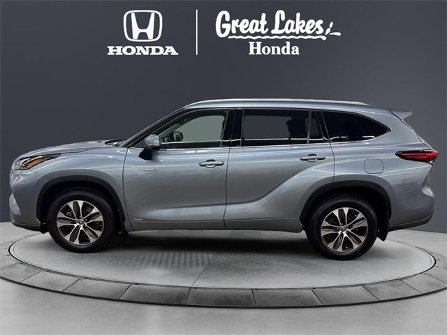 2021 Toyota Highlander Hybrid XLE