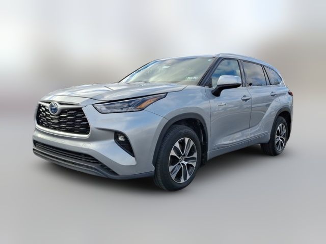 2021 Toyota Highlander Hybrid XLE