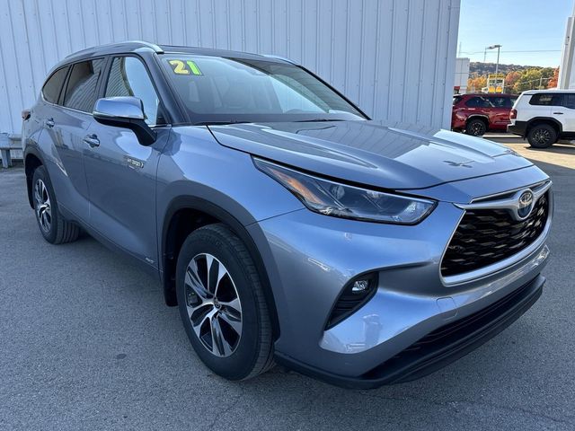 2021 Toyota Highlander Hybrid XLE