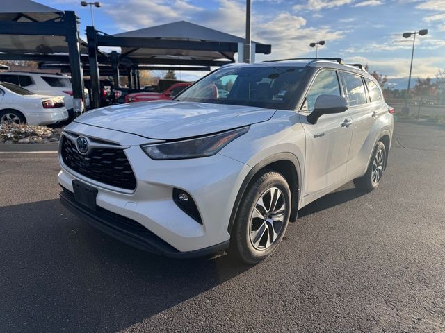 2021 Toyota Highlander Hybrid XLE