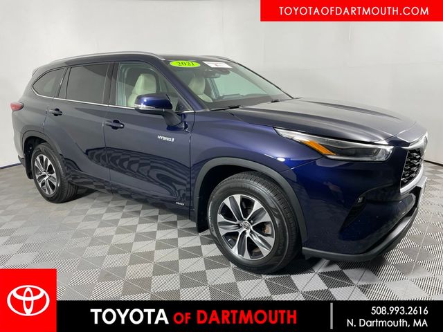 2021 Toyota Highlander Hybrid XLE