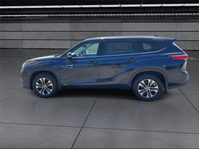 2021 Toyota Highlander Hybrid XLE