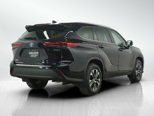 2021 Toyota Highlander Hybrid XLE