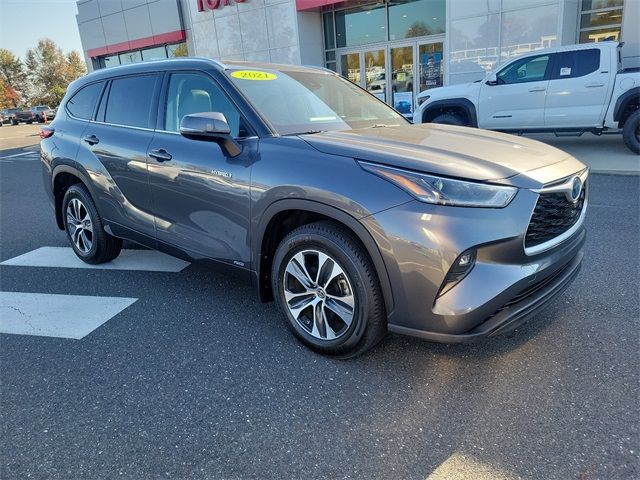 2021 Toyota Highlander Hybrid XLE