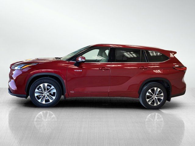 2021 Toyota Highlander Hybrid XLE