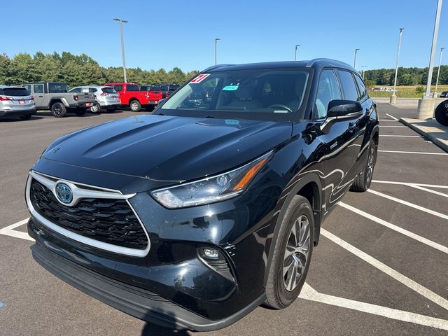 2021 Toyota Highlander Hybrid XLE