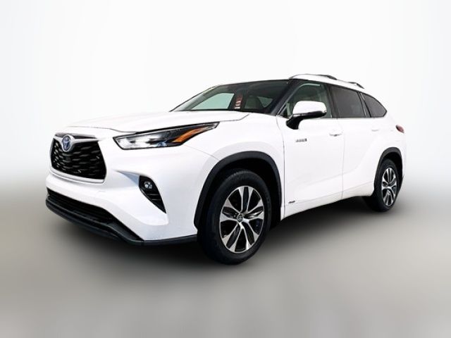 2021 Toyota Highlander Hybrid XLE