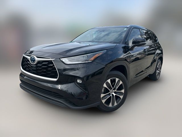 2021 Toyota Highlander Hybrid XLE