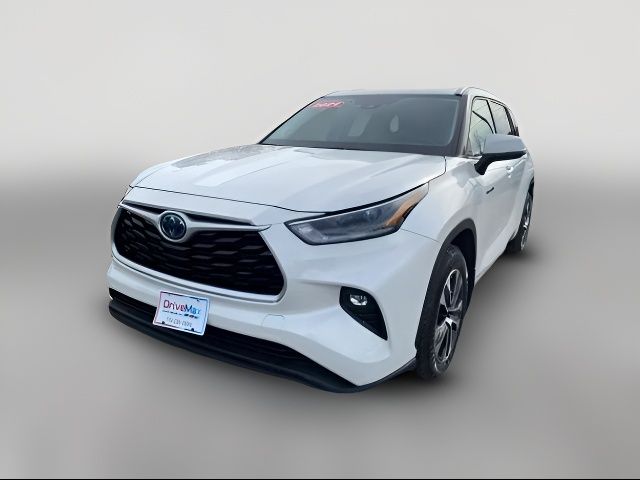 2021 Toyota Highlander Hybrid XLE