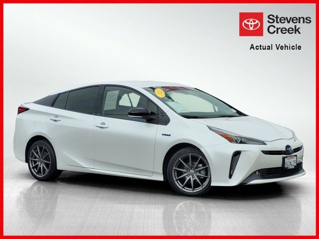 2021 Toyota Prius L Eco