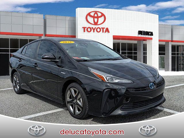 2021 Toyota Prius XLE