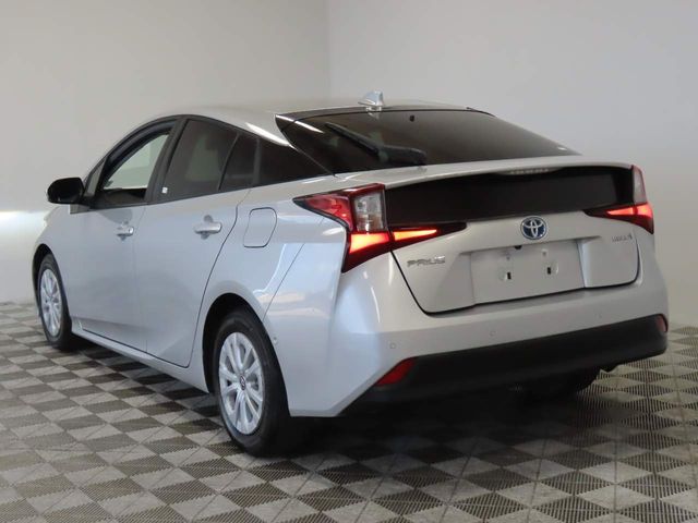 2021 Toyota Prius 