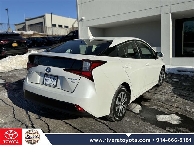 2021 Toyota Prius XLE